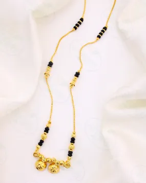 BEAUTIFUL BLACK BEADS WATI PENDANT MANGALSUTRA