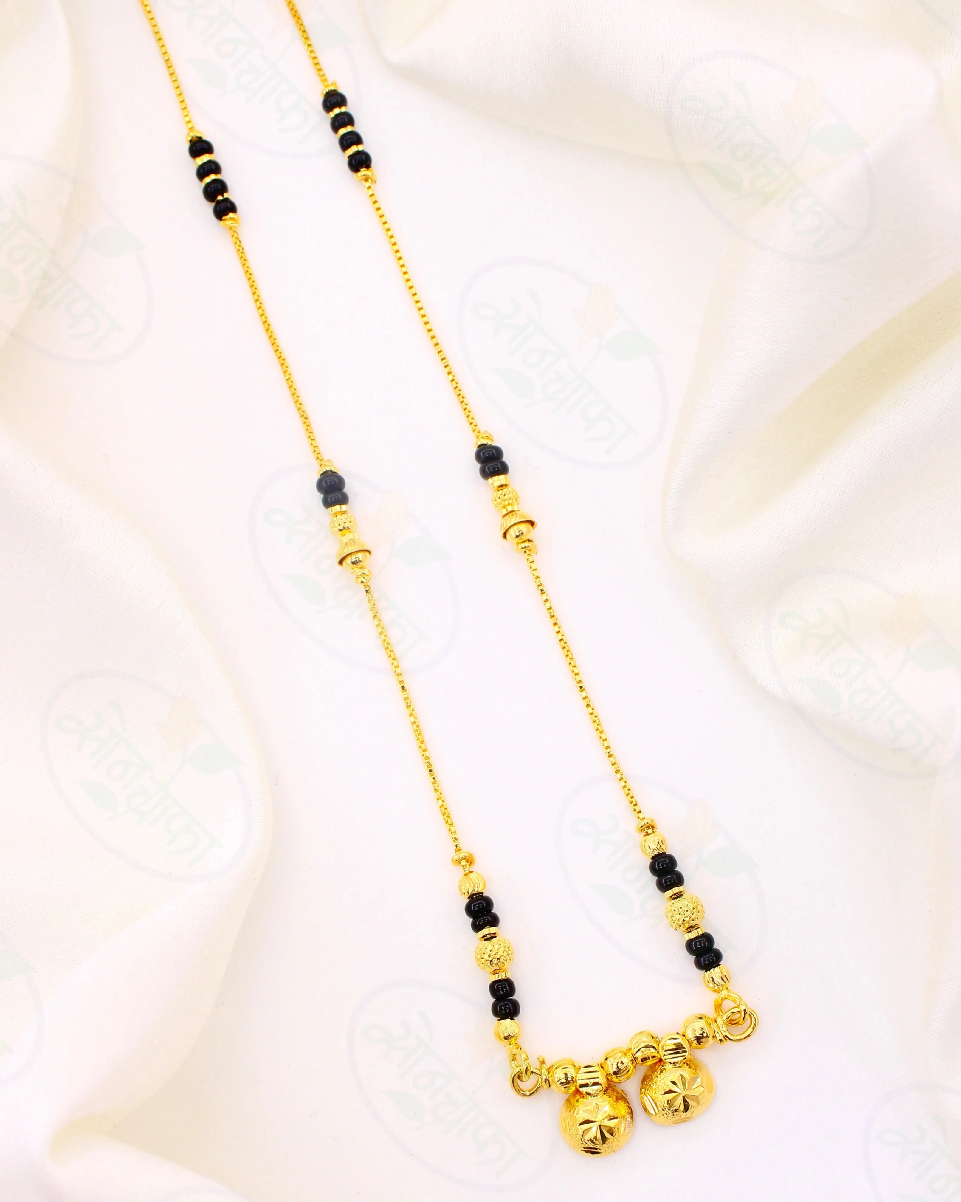 BEAUTIFUL BLACK BEADS WATI PENDANT MANGALSUTRA