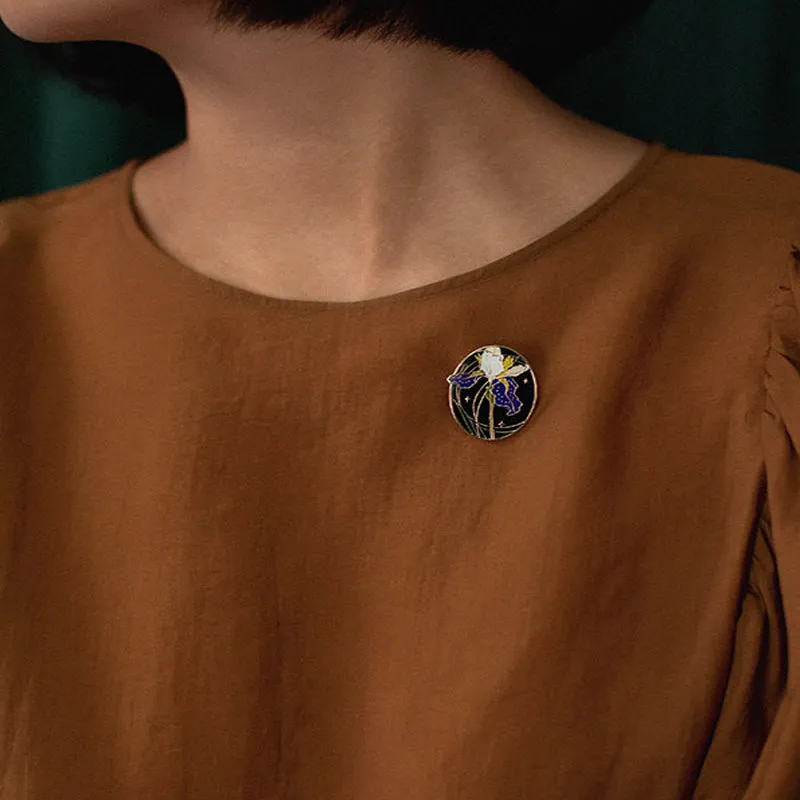 Chowxiaodou Iris Brooch