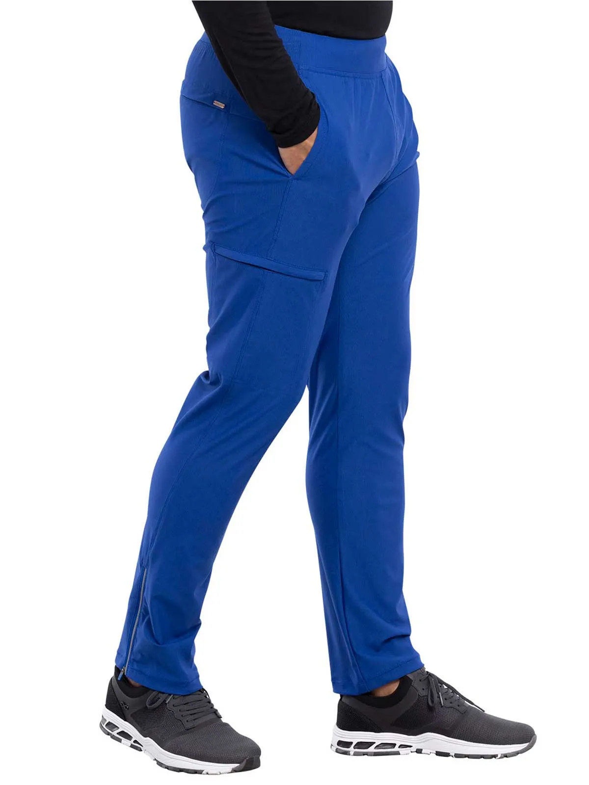 Form - Men's Tapered Leg Pull-on Pant