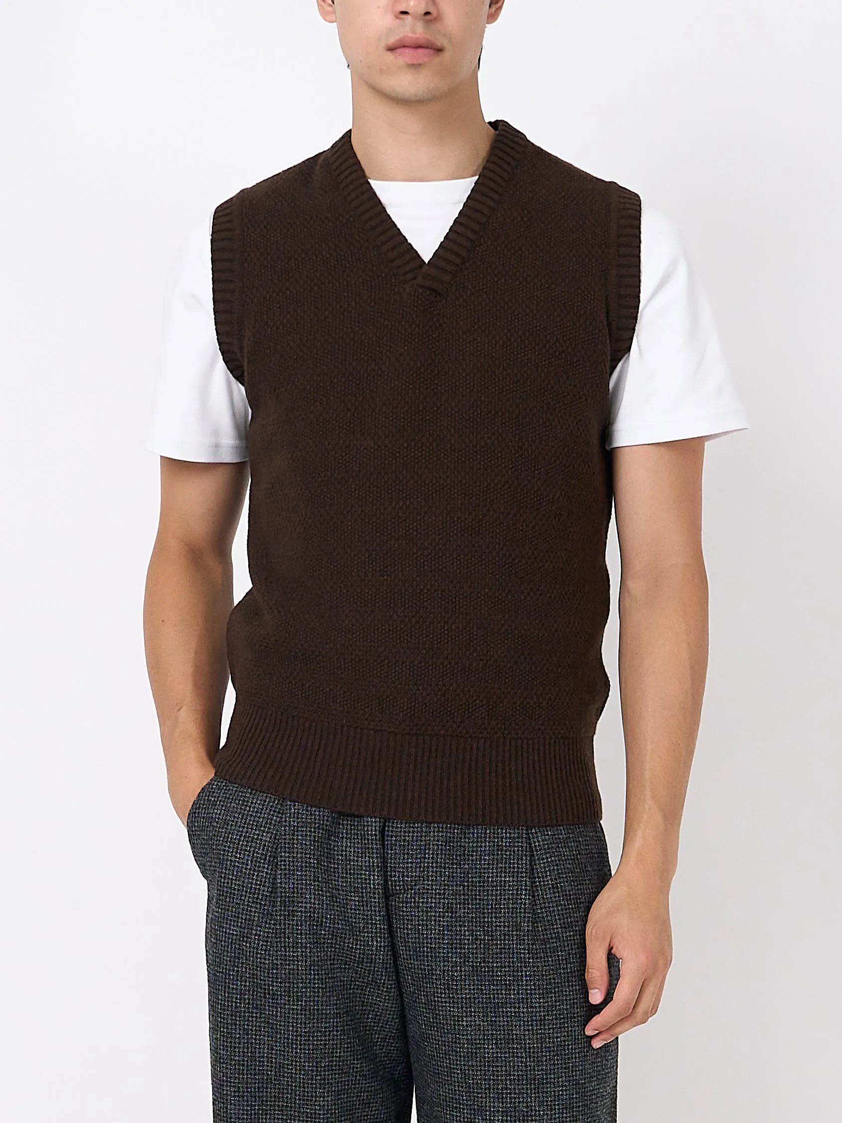 Graves V Neck Vest Bryant Brown