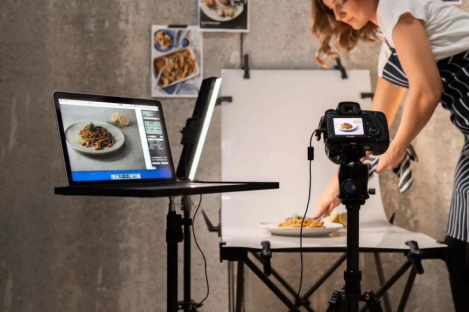 'On-Location' Studio Tether Table With Stand - Bundle